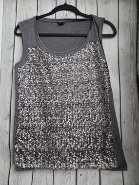 Ann Taylor Charcoal Gray Short-Sleeve Tee